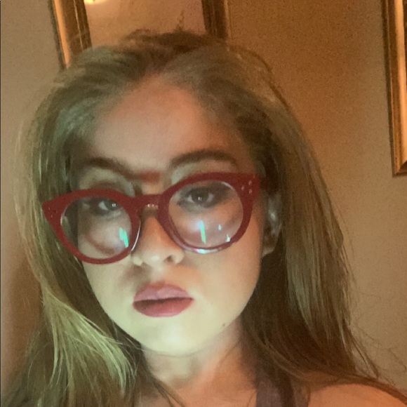 about me - Picture 1 of 1